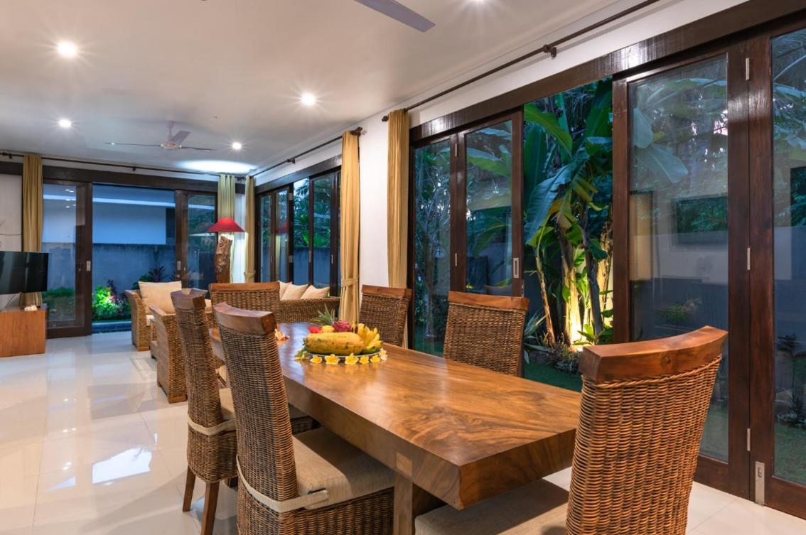 Villas Anna Bali Ловіна Екстер'єр фото